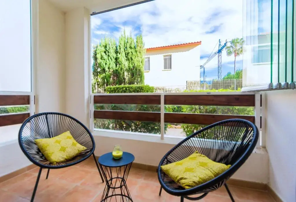Albir Apartments by Renteando