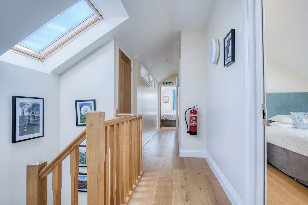 The Chaffhouse - 4 Bedroom - Llangenith