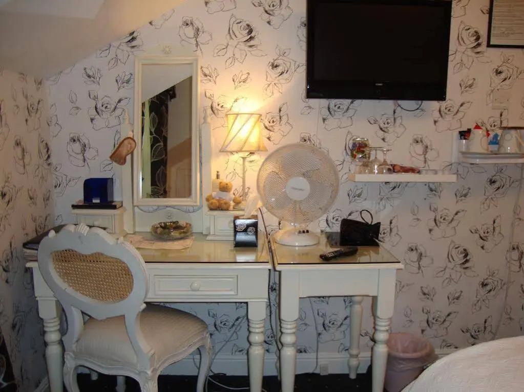 Sherwood Hotel - B&B
