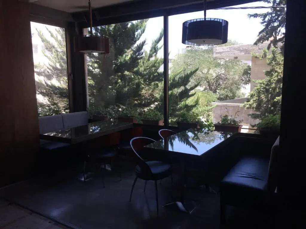 Shepherd Hotel