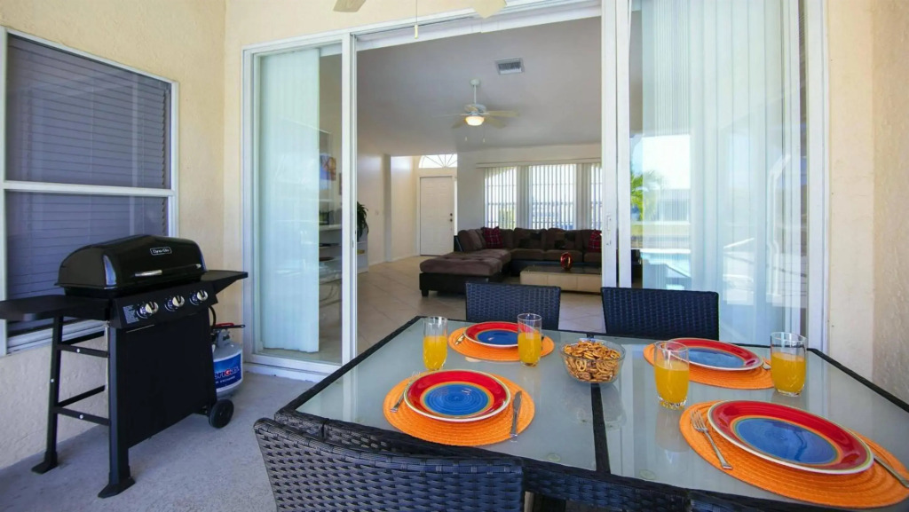 NEW! Villa Waterview