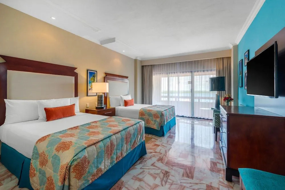 Caracol Bay Cancun by Ypj