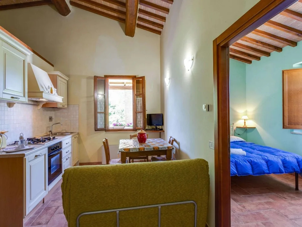 Scenic Apartment in Casole D'elsa With Pool