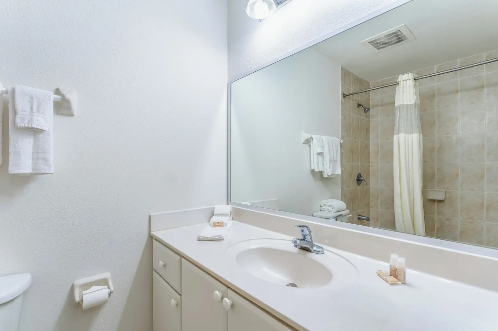 South River Suites