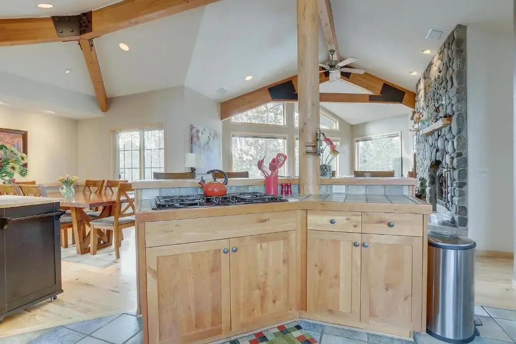 3 Mulligan-On Golf Crse-4BR/3BA
