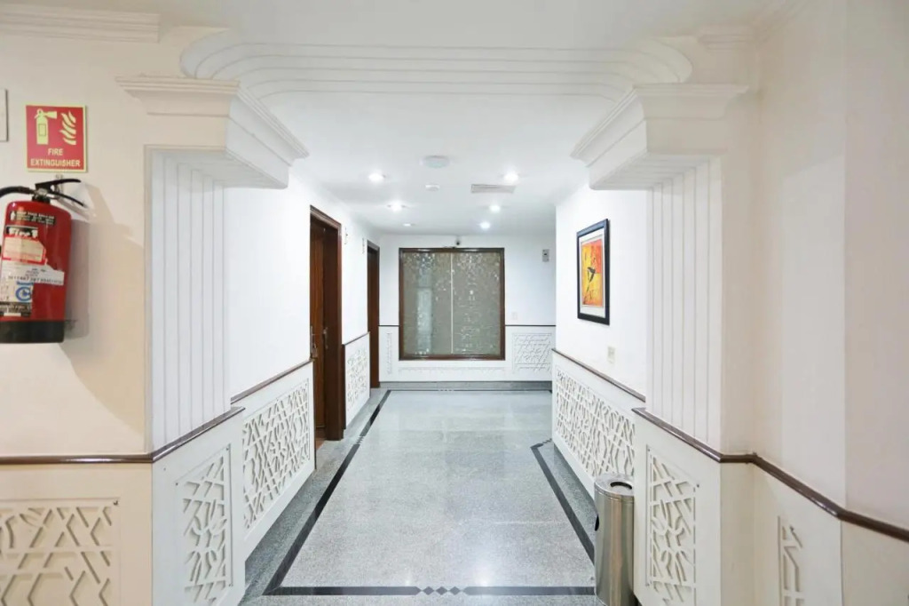 Hotel Windsor Castle Cyber City