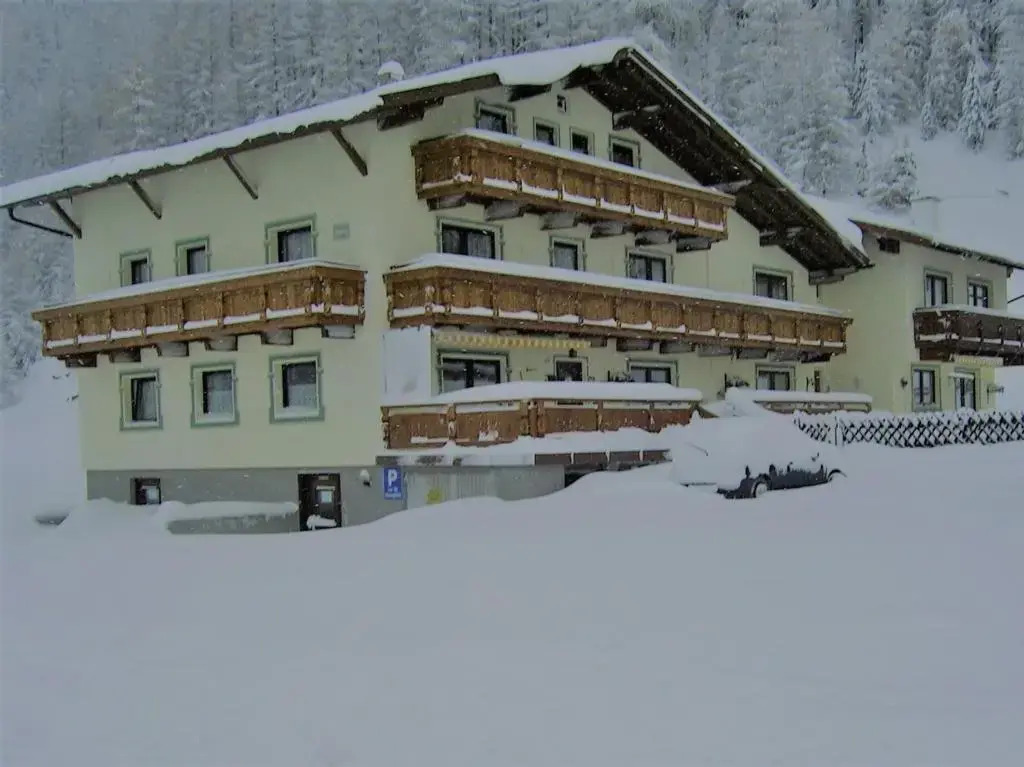 Haus Gstrein