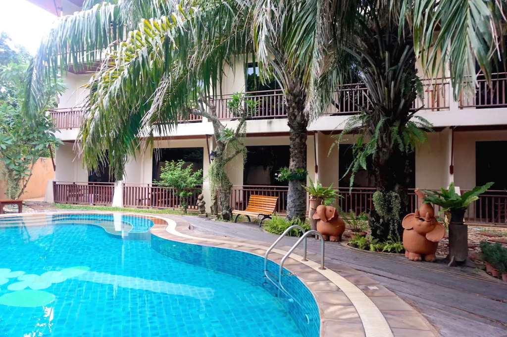 Thai Pura Resort