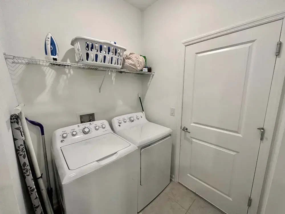 Grand Premium 5BR Pool Home Near Disney Parks