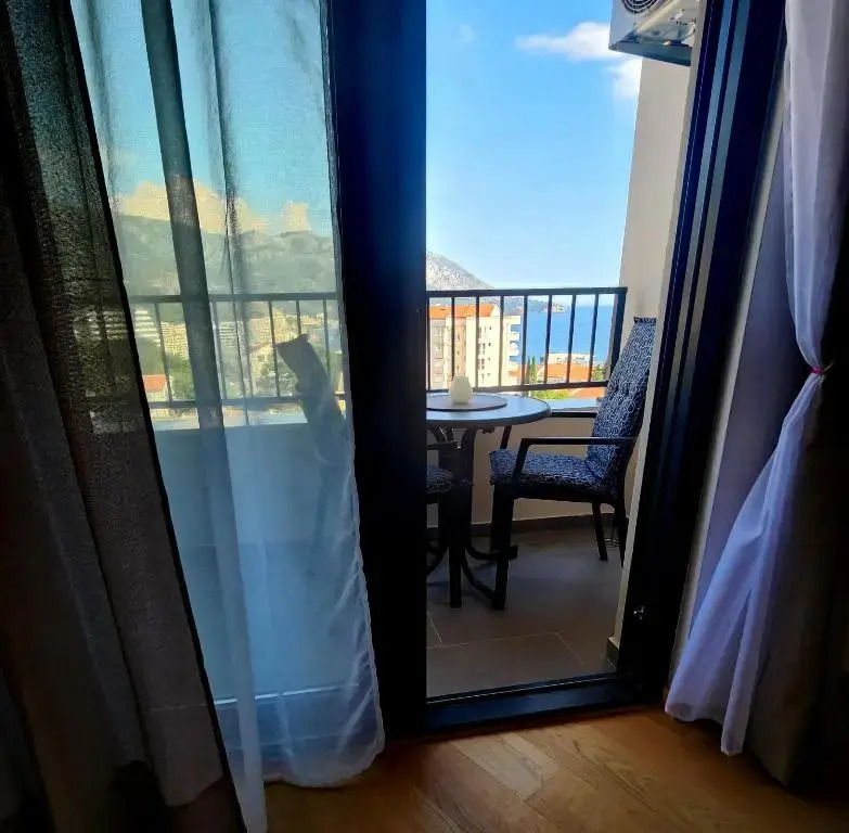 Lovely 1-Bedroom rental unit with free parking