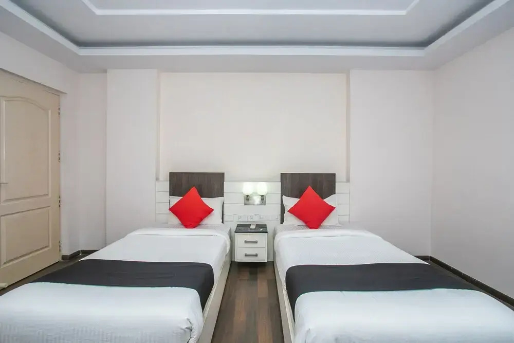 Hotel Comforts Suites