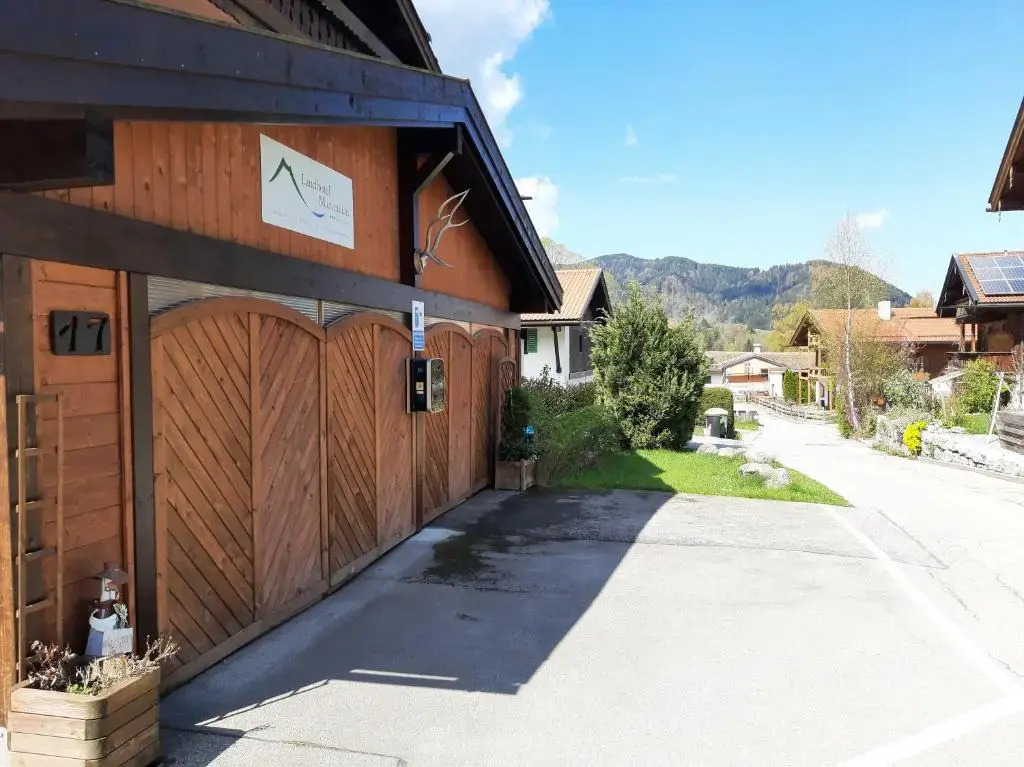 Landhotel Maximilian