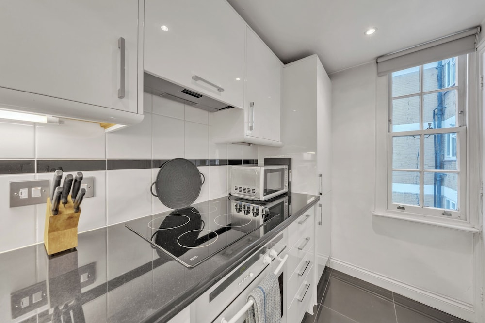 Hertford Flat 11