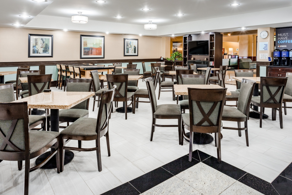 Holiday Inn Express Hotel & Suites Canton by IHG