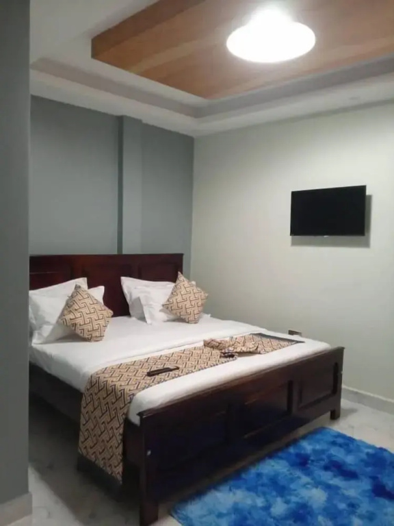Ayeba Zion Hotel