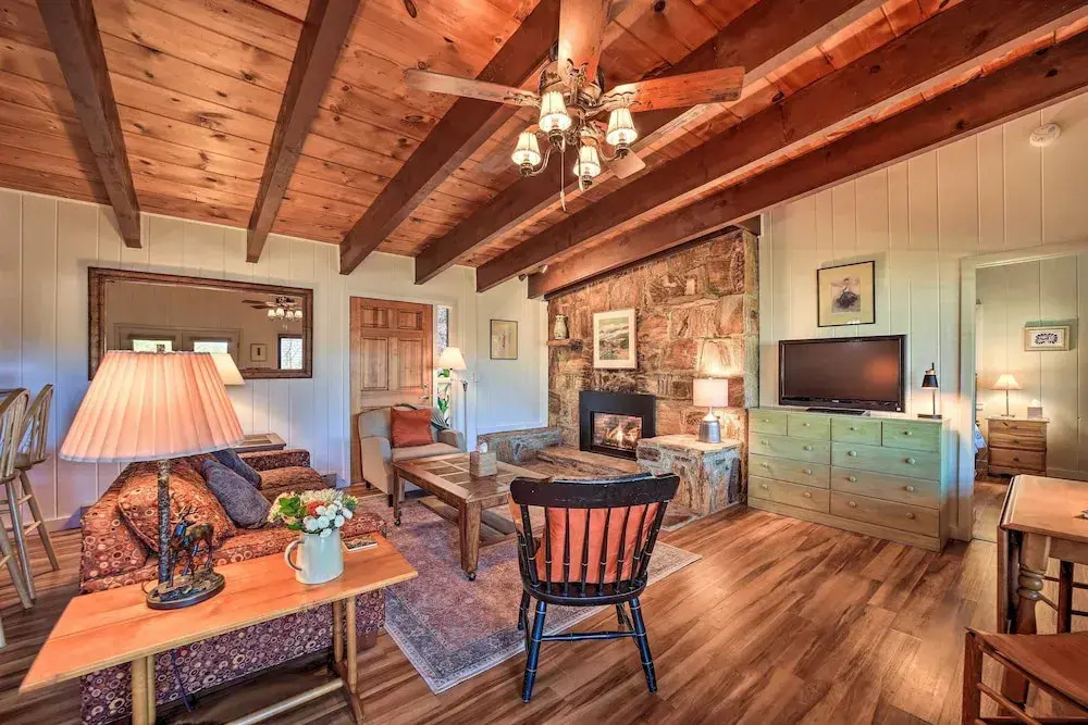 Sweet Birch' Bryson City Cottage w/ Views