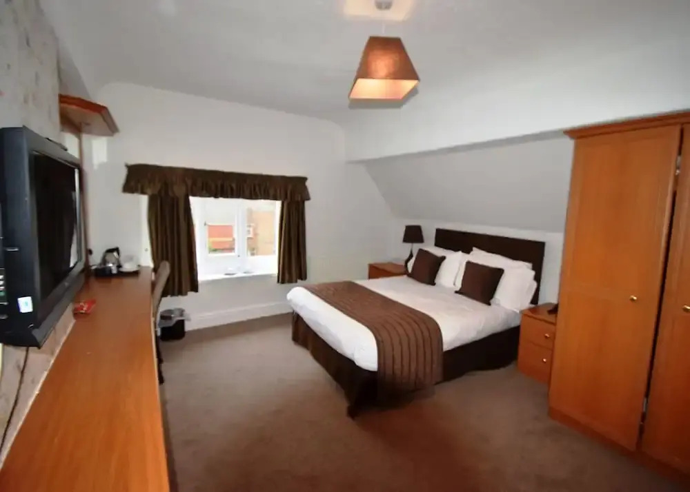 The Riverhill Hotel  Restaurant