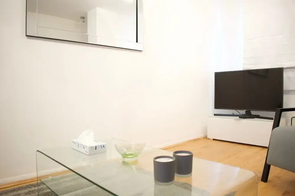 Newly Refurbished 2 Bedroom Bermondsey House
