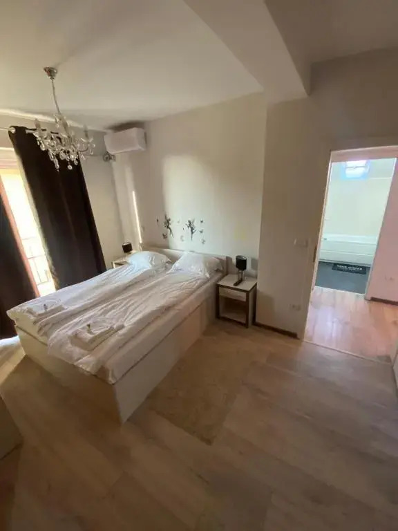 Yann Residence