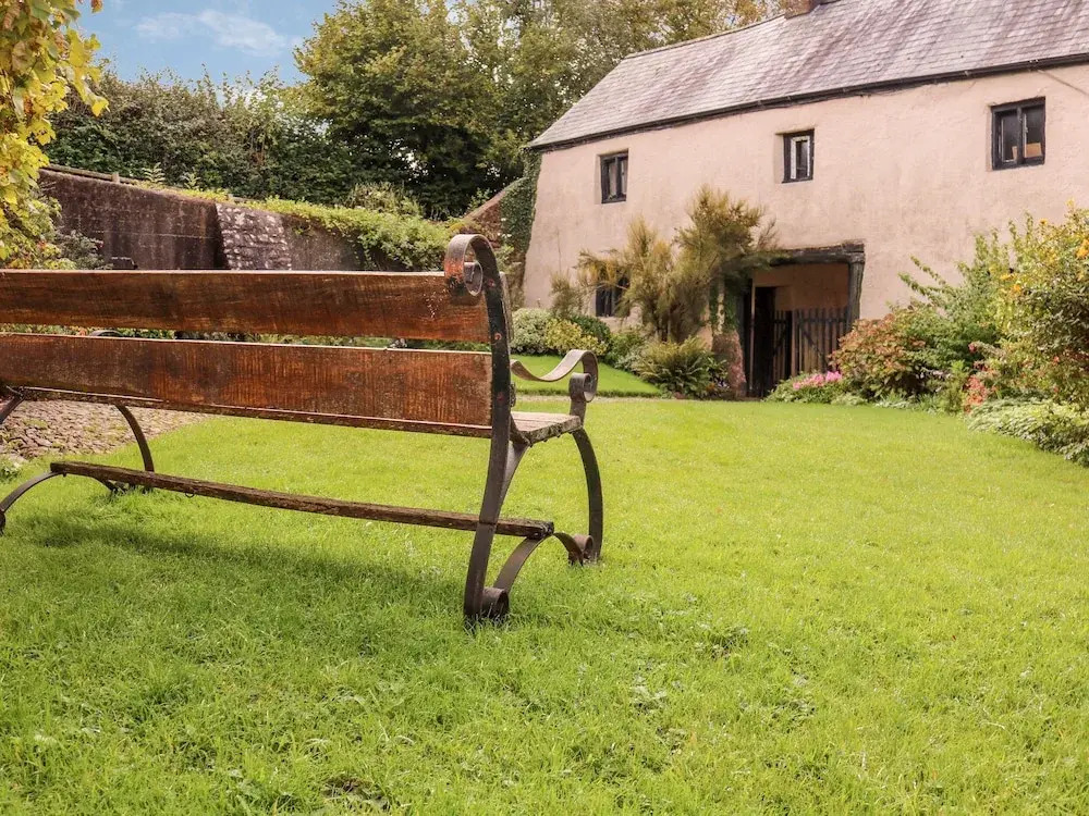 Middle Coombe Farm