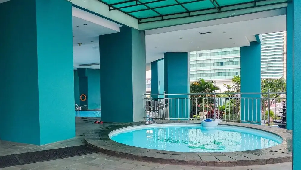 Elegant and Comfy 1BR Green Central City Apartment