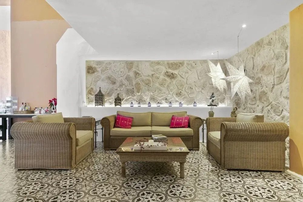 CT Apartments - Small Piece of Paradise