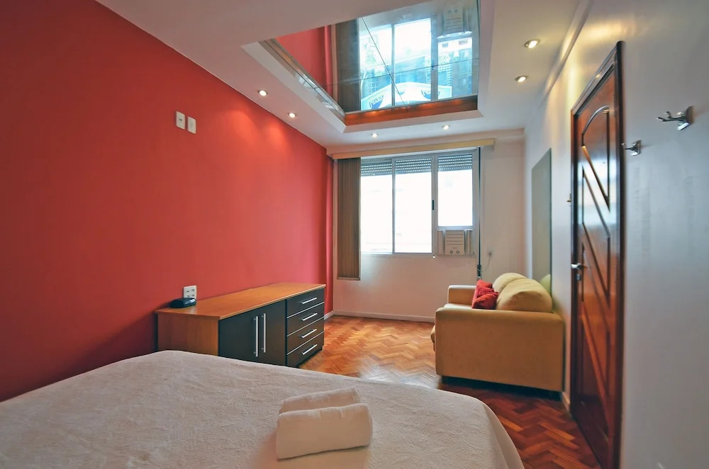 Rio Rentals 021 - T014 Apto de 3 quarto
