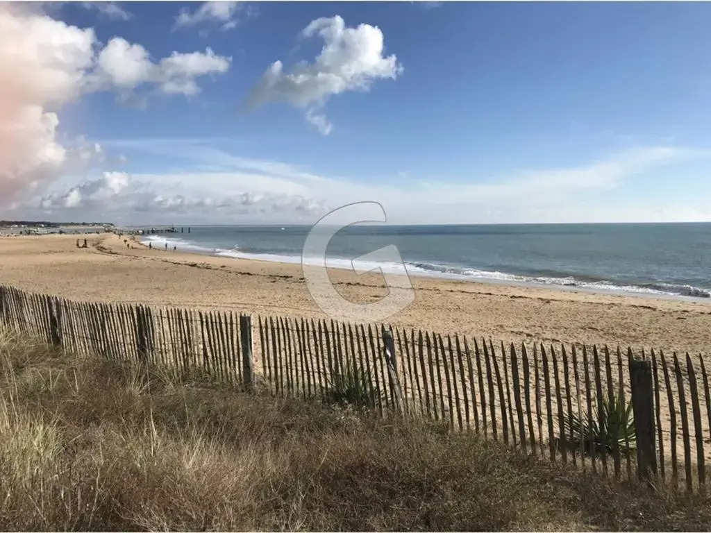 Appartement La Tranche-sur-Mer, 3 pièces, 4 personnes - FR-1-357-48