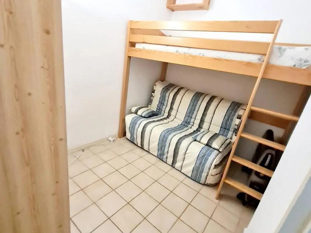 Appartement Six-Fours-les-Plages, 3 pièces, 4 personnes - FR-1-316-252