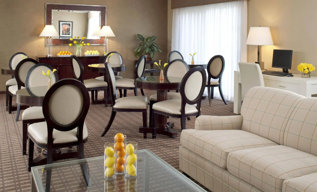 Sheraton Tucson Hotel & Suites