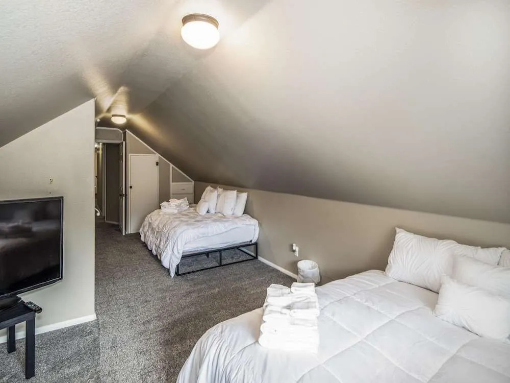 Benji's Canyon by Ruidoso Vacation Rentals
