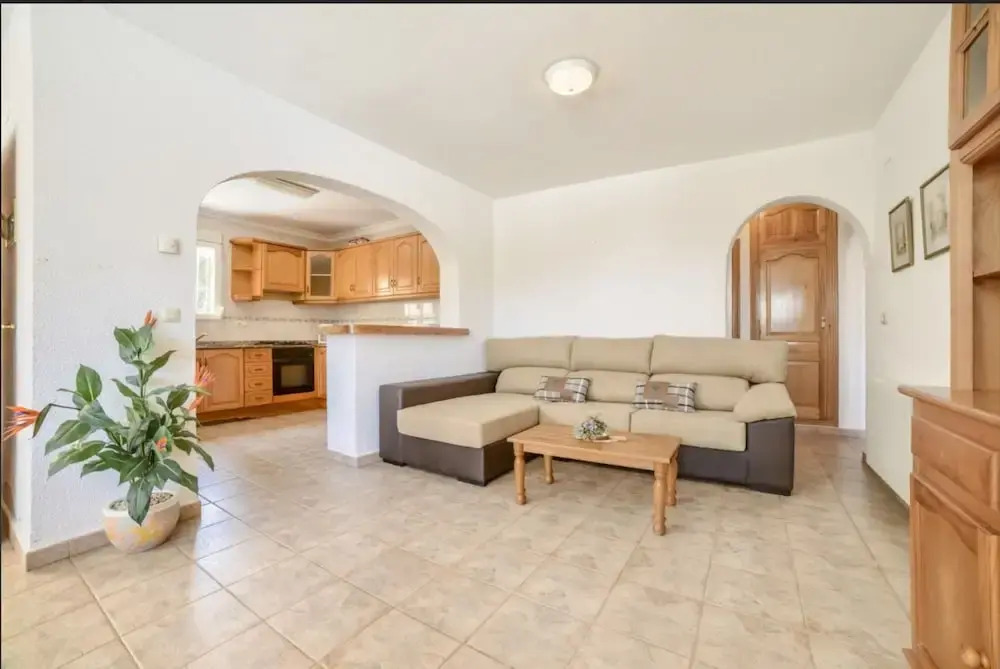 Villa - 5 Bedrooms - 107482