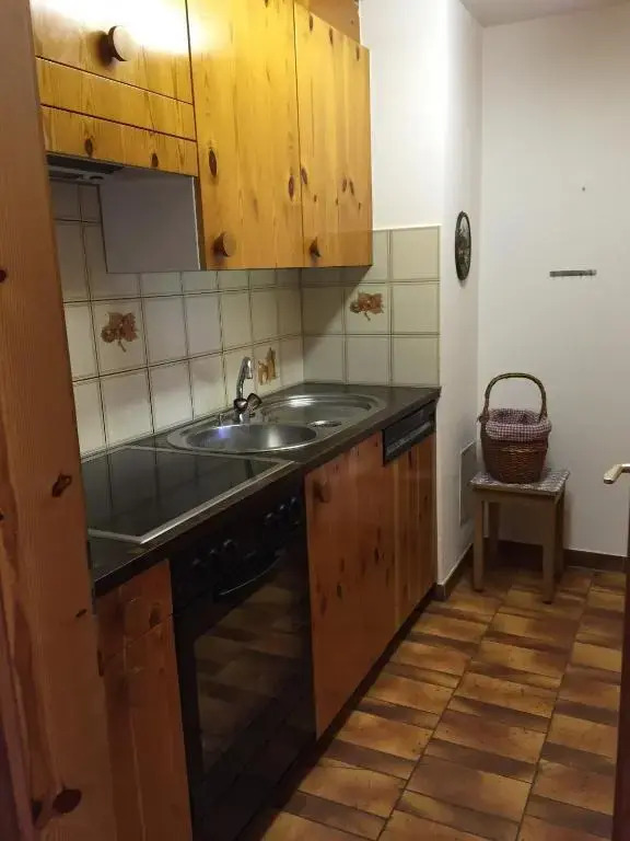 Casa Biala 3