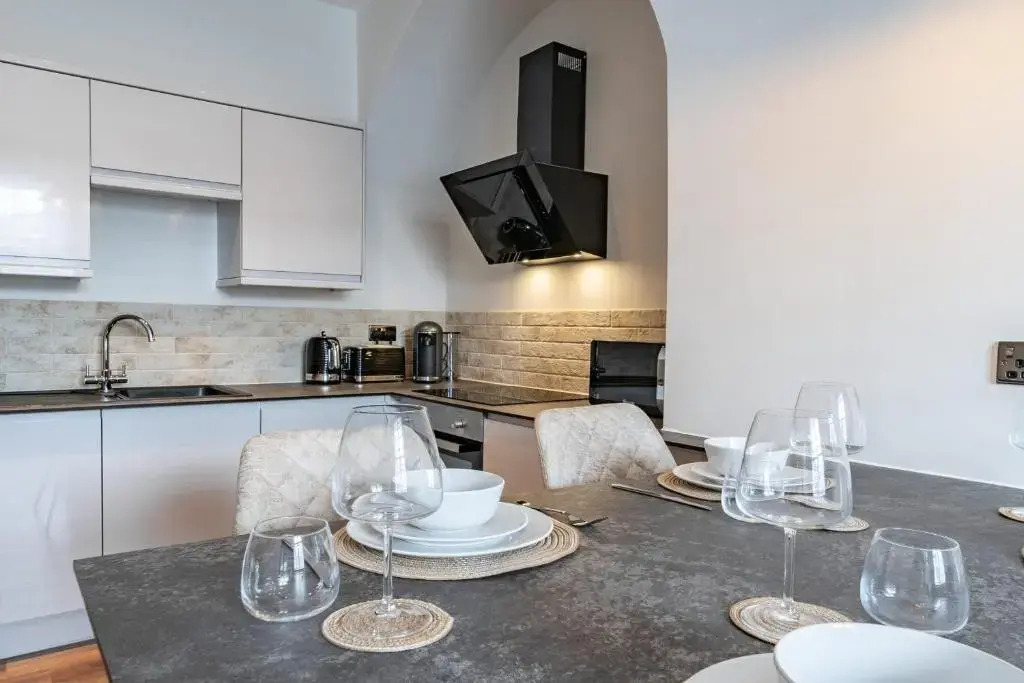 Watergate Penthouse - NEW 2 bed luxury apartment in City Centre