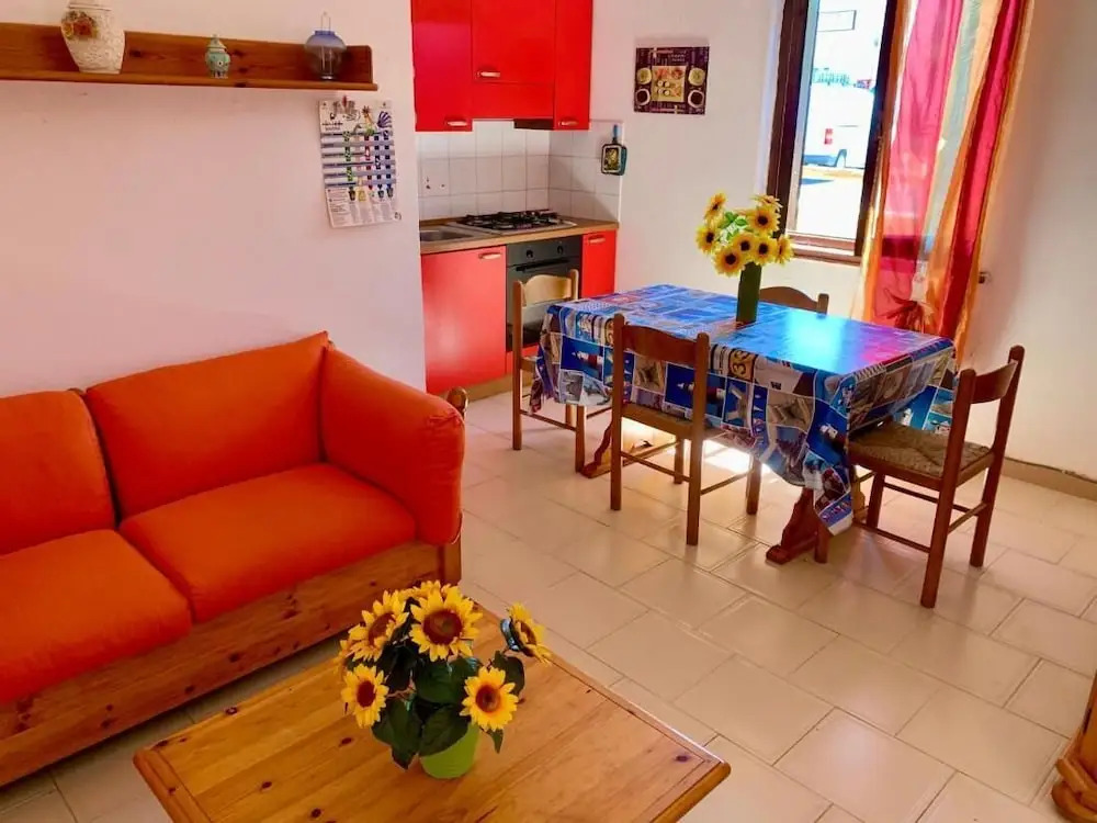 Apartment sleeps 6 - Porto San Paolo