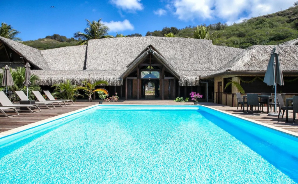 ROYAL BORA BORA