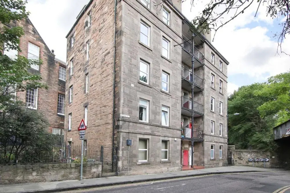 Spacious Flat With Fantastic Views