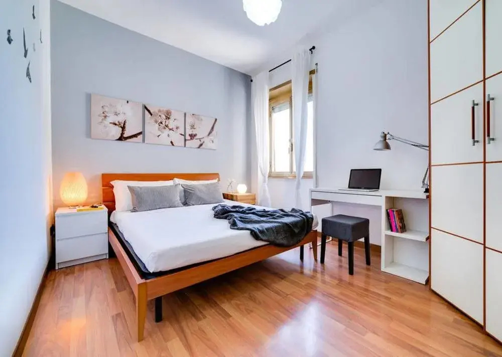 Comfortable Flat 15 Minutes to the City Center