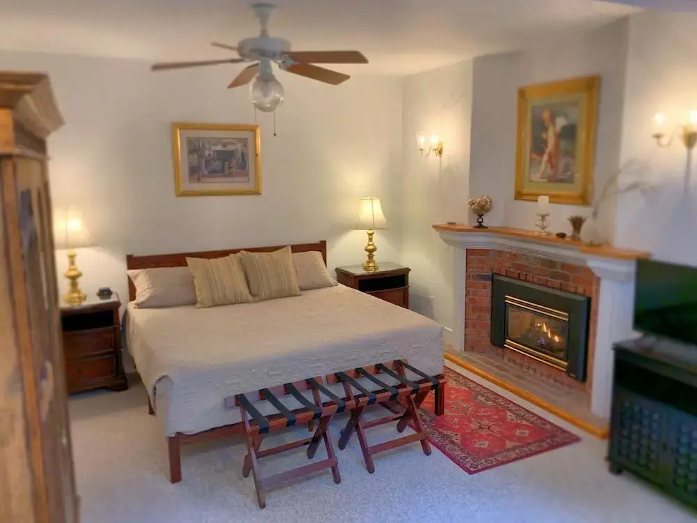 Otters Pond Bed and Breakfast