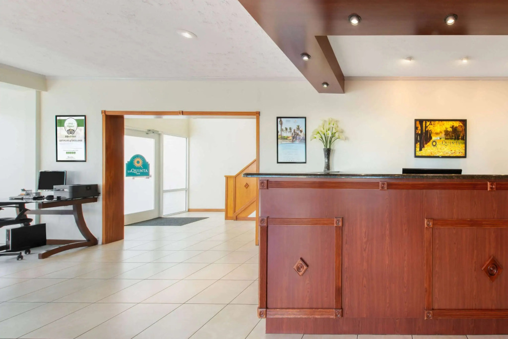 La Quinta by Wyndham Clearwater Central