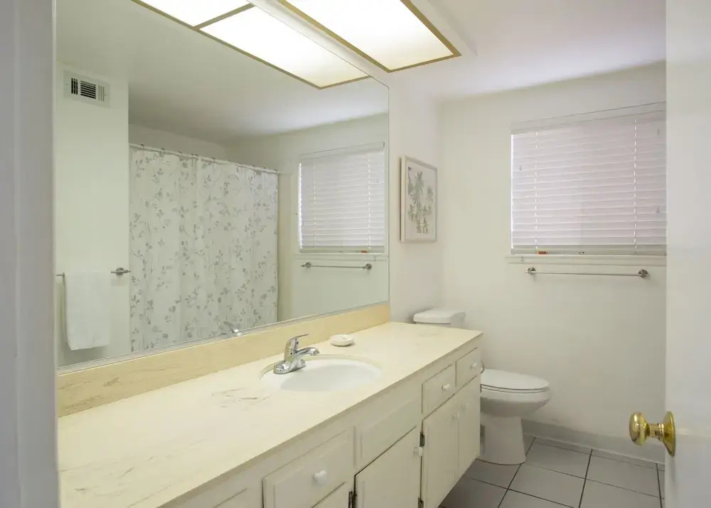 404 E. Oceanfront (68449)