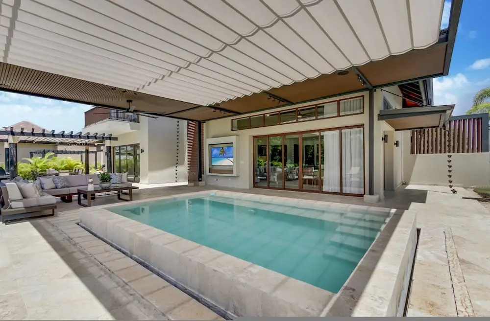 Luxury Cap Cana Villa with 3 Bedrooms, Plunge Pool, Maid, and Golf Course Access