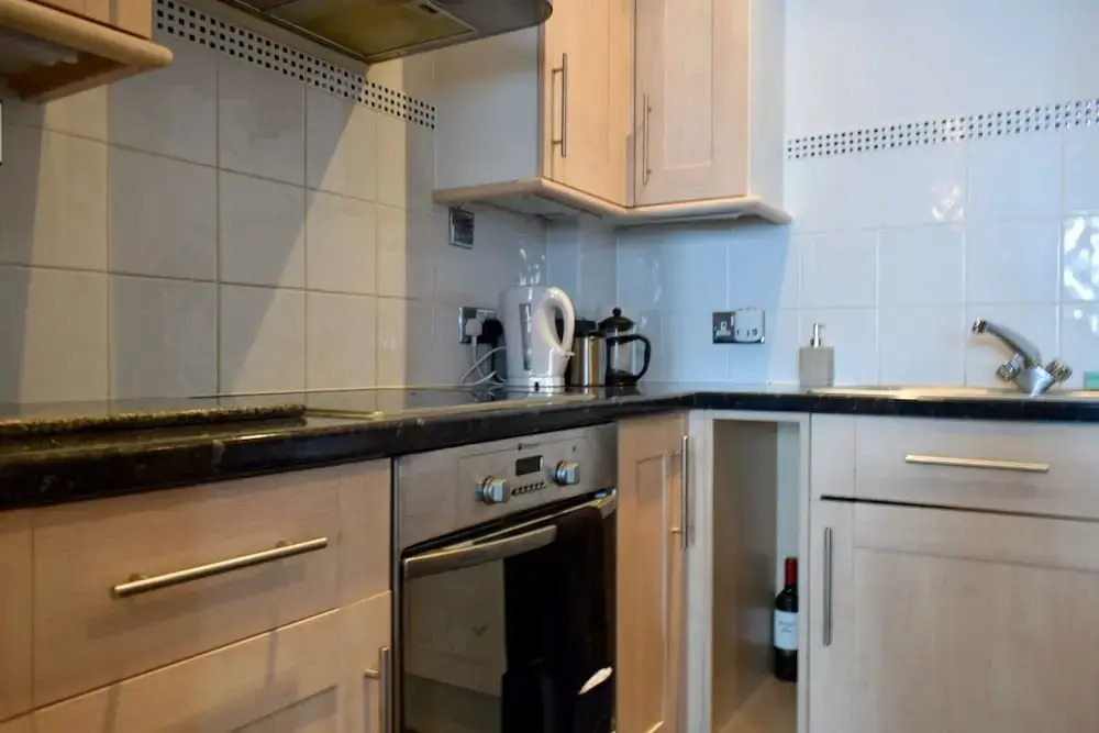 1 Bedroom Apartment Near Tube Station