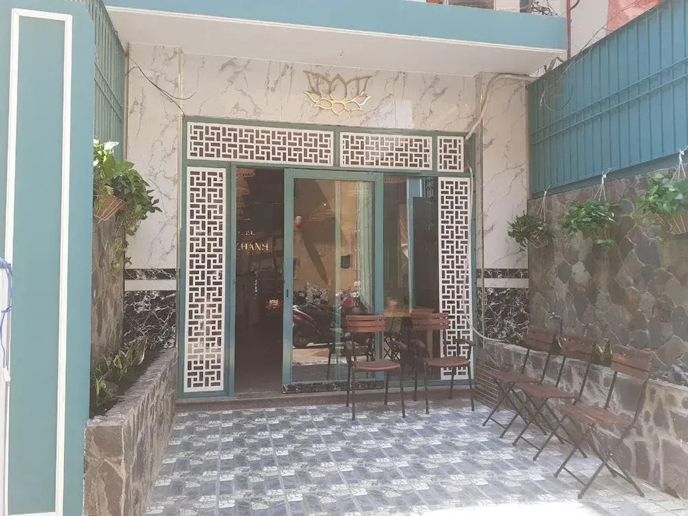 Cat Khanh Hotel
