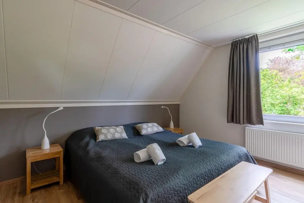 Tastefully Furnished Country House for 6 People