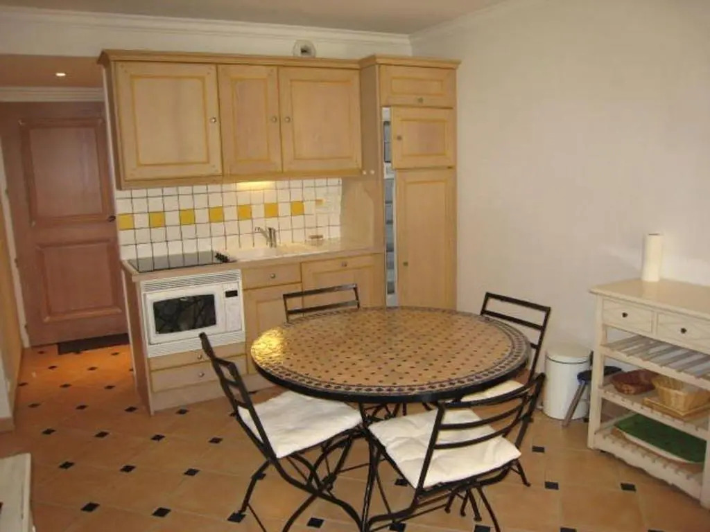 Appartement Cavalaire-sur-Mer, 3 pièces, 6 personnes - FR-1-100-205