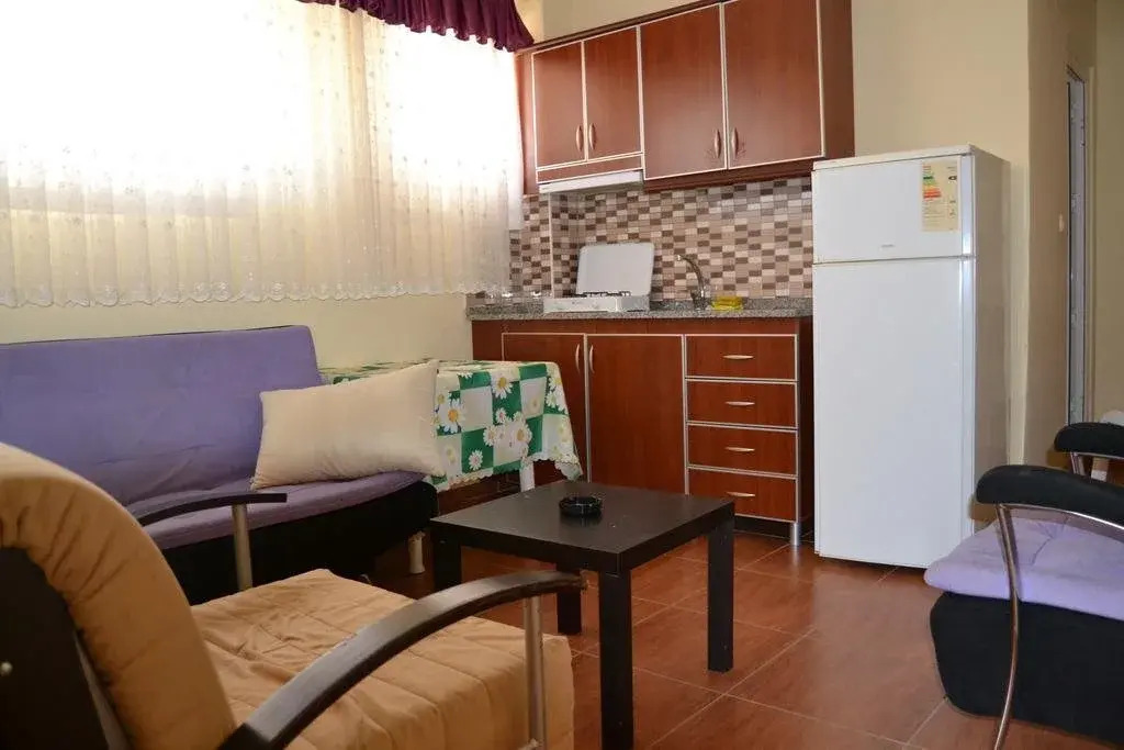 Manyas Suit Motel