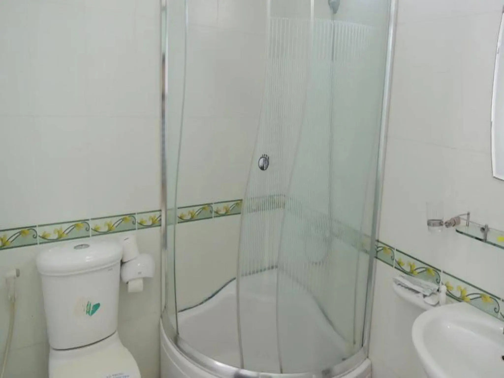 Golden Dragon Hotel - Rong Vang