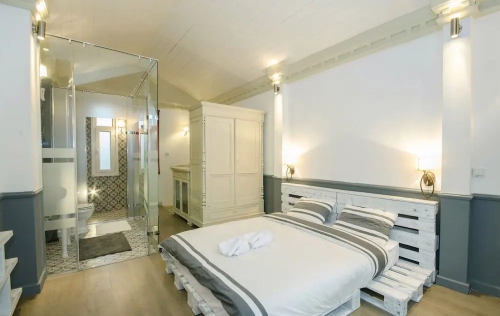 Stylish Triplex House Balat