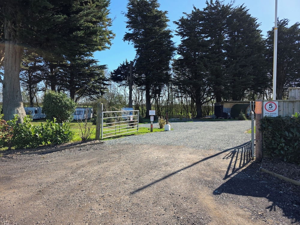 Lighthouse Lodge - Dog Friendly Nr Sutton on Sea